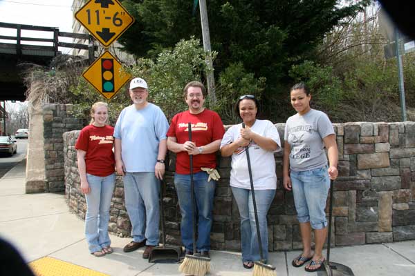 Victory Hill volunteers Bre Bishop, Steve Mills, Paul Willis, Trish Steppe, and Stephanie Stewart